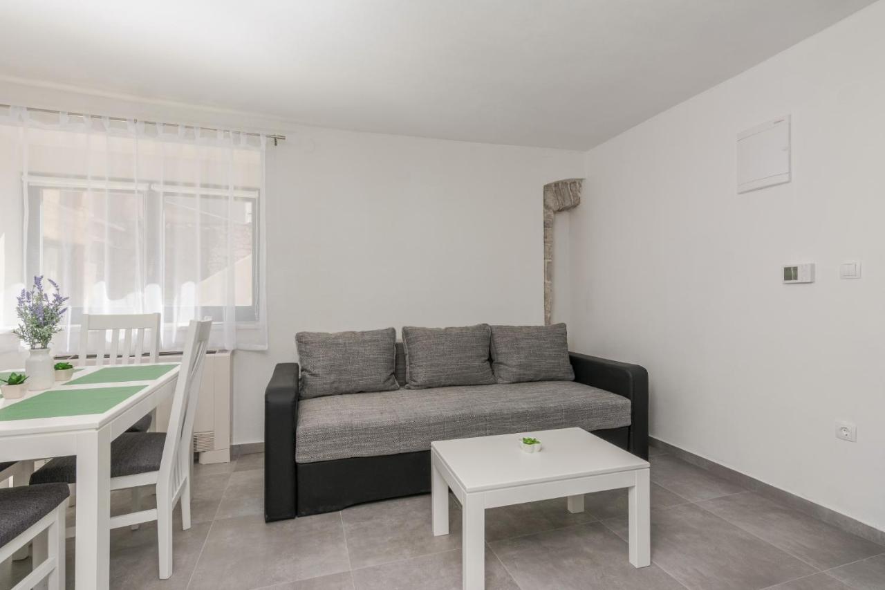 Apartmani Mustaca Dvori Privlaka  Dış mekan fotoğraf
